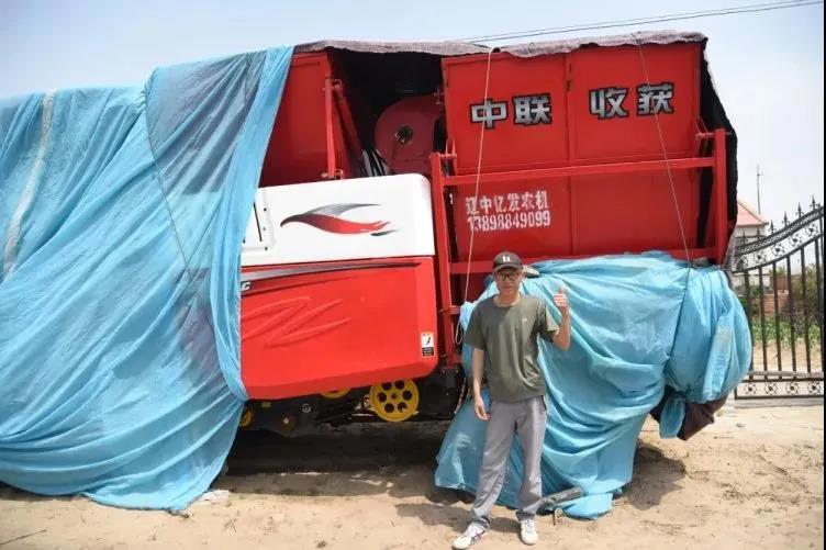 很慶幸，中聯(lián)收獲花生機是我人生中的第一臺農機